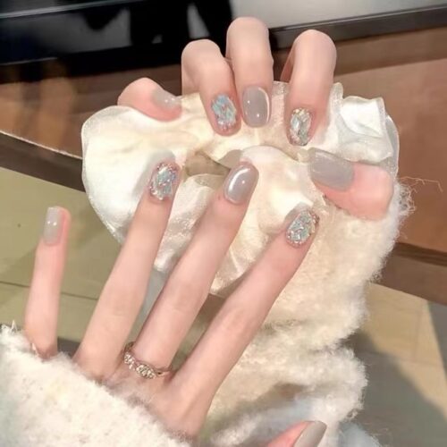 (Plumage White Gauze) White Cat Eye Short Square Handmade Press On Nails photo review