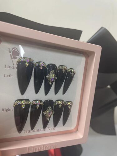 (Empress of Wands) Luxury Black Long Stiletto Handmade Press On Nails photo review