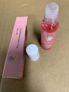 (Lindraw Free Gift) 10ML Rose Cuticle Oil for Nails Repaired Dryness Damaged Nails and Cuticle photo review