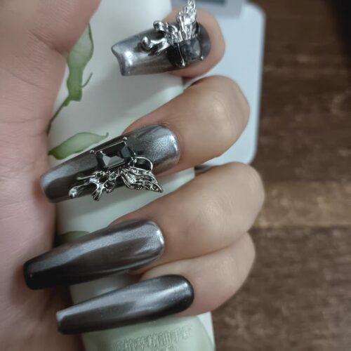 (Forbidden Romance) 3D Gradient Luxury Long Coffin Handmade Press On Nails photo review